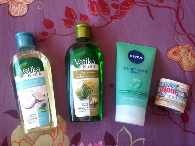 Achats de produits pour cheveux et&nbsp;visage