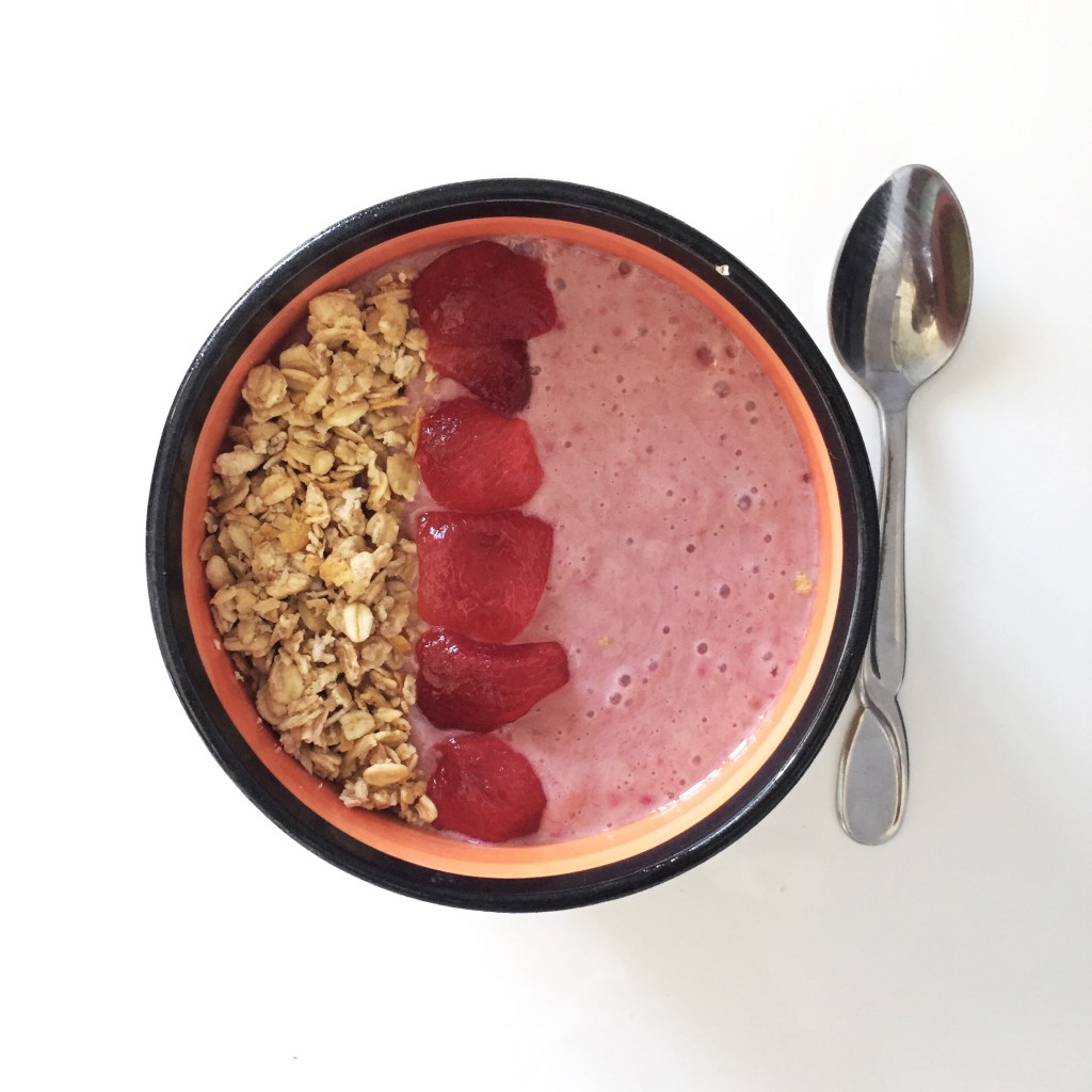 Smoothie bowl – Banane et&nbsp;prunes